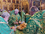 В день памяти преподобного Сергия Радонежского Преосвященнейший епископ Симон сослужил Предстоятелю Русской Церкви в Троице-Сергиевой Лавре