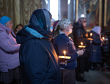 В понедельник первой седмицы Великого поста епископ Симон совершил великое повечерие с чтением Великого покаянного канона преподобного Андрея Критского
