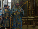 В день памяти явления иконы Пресвятой Богородицы во граде Казани Преосвященнейший епископ Симон возглавил Божественную литургию в храме Донецкого Успенского архиерейского подворья ст. Гундоровской