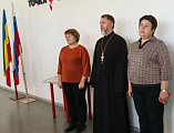 В Багаевской школе №1 прошёл традиционный шахматный турнир «Папа, мама, я — вместе шахматная семья»