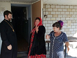 Социальная служба Пантелеимоновского храма посетила своих подопечных в доме-интернате х. Жеребковка Миллеровского района