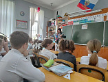 В школе №3 прошли духовно-просветительские встречи о пасхальных праздниках