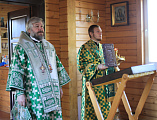 Преосвященнейший епископ Симон совершил Литургию в храме в честь преподобного Сергия, игумена Радонежского в городе Шахты