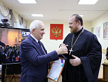 За добровольчество протоиерей Роман Амплеев награжден Губернатором Ростовской области