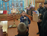 Учащиеся воскресной школы «Пересвет» поздравили жителей станицы Бессергеневской с Рождеством Христовым