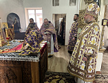 В поминальную субботу Великого поста епископ Симон совершил Божественную литургию в храме святителя Тихона Задонского поселка Тарасовский