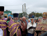 Традиционным крестным ходом отметили праздник Крестовоздвижения в Гуковском благочинии