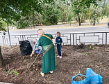 В Свято-Покровском храме города Шахты состоялся субботник и молебен о сохранении творения Божия