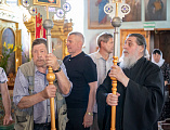 В престольный праздник Преосвященнейший епископ Симон возглавил Божественную литургию в храме Вознесения Господня города Шахты