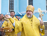 Праздничная Литургия в день памяти первоверховных апостолов Петра и Павла в Покровском кафедральном соборе города Шахты