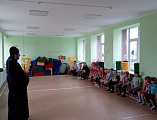 Встреча священника с детьми состоялась в казачьем саду «Солнышко» ст. Боковской