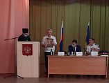 Духовник Донецкого округа ВКО ВВД протоиерей Василий Хадыкин принял участие во встрече казачьих атаманов с вице-губернатором Ростовской области М.В. Корнеевым и депутатом Государственной Думы 