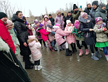 В прощеное воскресенье на площади перед Донским храмом г. Новошахтинска состоялись народные гуляния, посвященные Масленице