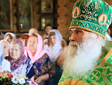 В престольный праздник Преосвященнейший епископ Симон возглавил Божественную литургию в храме преподобного Серафима Саровского хут. Красновка
