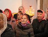 Во вторник Светлой седмицы Преосвященнейший епископ Симон с архипастырским визитом посетил храм слободы Позднеевка в честь Архистратига Михаила, где архиерей до принятия епископского сана служил настоятелем