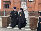 Преосвященнейший епископ Симон совершил Литургию Преждеосвященных Даров в храме Покрова Божией Матери города Каменск-Шахтинский