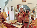 В престольный день Преосвященнейший епископ Симон совершил Божественную литургию в храме святого великомученика Георгия Победоносца поселка Новозарянский 