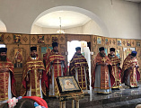 В день 100-летия со дня мученической кончины святых Царственных Страстотерпцев состоялось соборное богослужение в городе Донецке