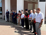 Благочинный приходов Александровск-Грушевского округа принял участие в возложении цветов