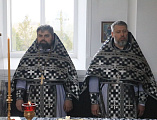 В пятницу четвертой седмицы Великого поста Преосвященнейший епископ Симон совершил Литургию Преждеосвященных Даров в храме святого Георгия Победоносца хут. Лихой 