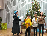 Учащиеся воскресной школы «Благовест» поздравили воспитанников Шахтинского центра помощи детям №1 города Шахты с Рождеством Христовым