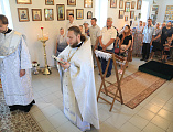 Преосвященнейший епископ Симон с архипастырским визитом посетил храм святой благоверной княгини Анны Кашинской г. Каменск-Шахтинский и совершил воскресную Божественную литургию