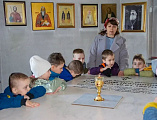 Хорошая традиция – на светлой седмице приводить детей в храм