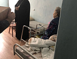 Протоиерей Игорь Жевердан посетил Кашарскую районную стационарную больницу
