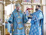 Преосвященнейший епископ Симон совершил Божественную литургию в Покровском кафедральном соборе города Шахты