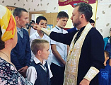 Кроме преподаваемых наук детям нужно прививать духовно-нравственные понятия», протоиерей Роман Мясников принял участие в праздничной линейке в школе ст. Манычской