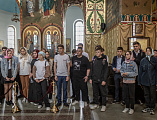 Выпускников школ города Шахты напутствовали в соборе Покрова Пресвятой Богородицы