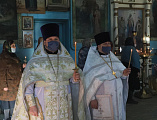 На девятый после кончины протоиерея Валерия Татаркина Преосвященнейший епископ Симон совершил заупокойную Божественную литургию в храме святителя Николая г. Шахты