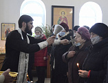 В канун Крещения Господня иерей Евгений Осяк совершил чин Великого освящения воды в Свято-Троицком храме г. Каменск-Шахтинский