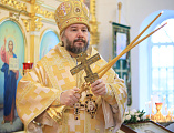 Преосвященнейший епископ Симон возглавил воскресную Божественную литургию в храме Святой Троицы города Каменск-Шахтинский
