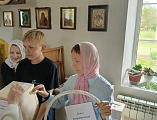 Белые цветы добра: дети из Каменск-Шахтинского провели благотворительную акцию