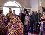В Неделю вторую Великого поста Преосвященнейший епископ Симон совершил Божественную литургию в храме великомученика Пантелеимона поселка Майский