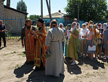 Настоятель храма свт. Тихона Задонского п. Тарасовский протоиерей Игорь Колистратов с хором и прихожанами приняли участие в Божественной литургии в храме Рождества Господня ст. Митякинской