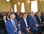 В пос. Каменоломни состоялась встреча с губернатором Ростовской области. В мероприятии принял участие протоиерей Сергий Яценко