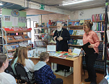 Час духовности в Красновской библиотеке: встреча ко Дню православной книги