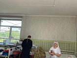Таинства Исповеди и Причащения в центральной городской больнице Донецка