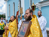 Праздничная Литургия в день памяти первоверховных апостолов Петра и Павла в Покровском кафедральном соборе города Шахты