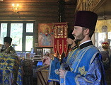 В престольный день Преосвященнейший епископ Симон совершил Божественную литургию в храме в честь Смоленской иконы Божией Матери пос. Таловый