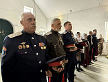 Благословение на служение: в Свято‑Покровском храме прошел молебен с участием нового атамана и казаков