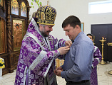 В новопостроенном храме города Гуково в честь преподобномученицы княгини Елисаветы совершена первая Божественная литургия архиерейским чином