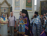 В день памяти явления иконы Пресвятой Богородицы во граде Казани Преосвященнейший епископ Симон возглавил Божественную литургию в храме Донецкого Успенского архиерейского подворья ст. Гундоровской