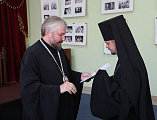 Епископ Шахтинский и Миллеровский Симон вручил удостоверения второму потоку курсов повышения квалификации для духовенства Шахтинской епархии