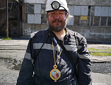 В шахте Обуховской г. Зверево епископ Симон совершил молитву вместе с угледобытчиками на глубине 700 метров