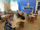 О празднике Рождества Пресвятой Богородицы иерей Игорь Лосев рассказал воспитанникам детского сада «Золотая рыбка»