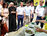 Преосвященнейший епископ Симон принял участие в традиционном празднике Ростовской области «Дне Багаевского огурца»