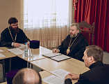 Под председательством Преосвященнейшего епископа Симона в духовно-просветительском центре при Покровском кафедральном соборе состоялся Епархиальный совет